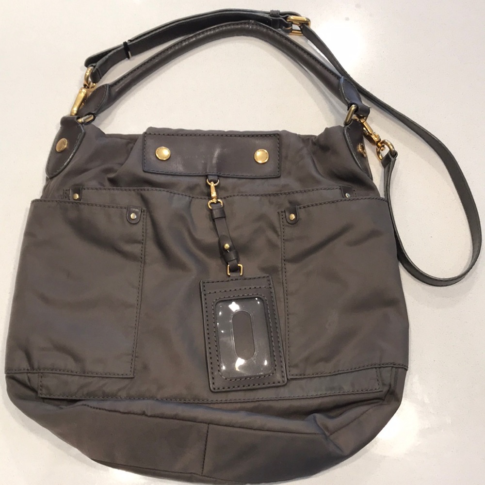Olive Marc Jacobs crossbody